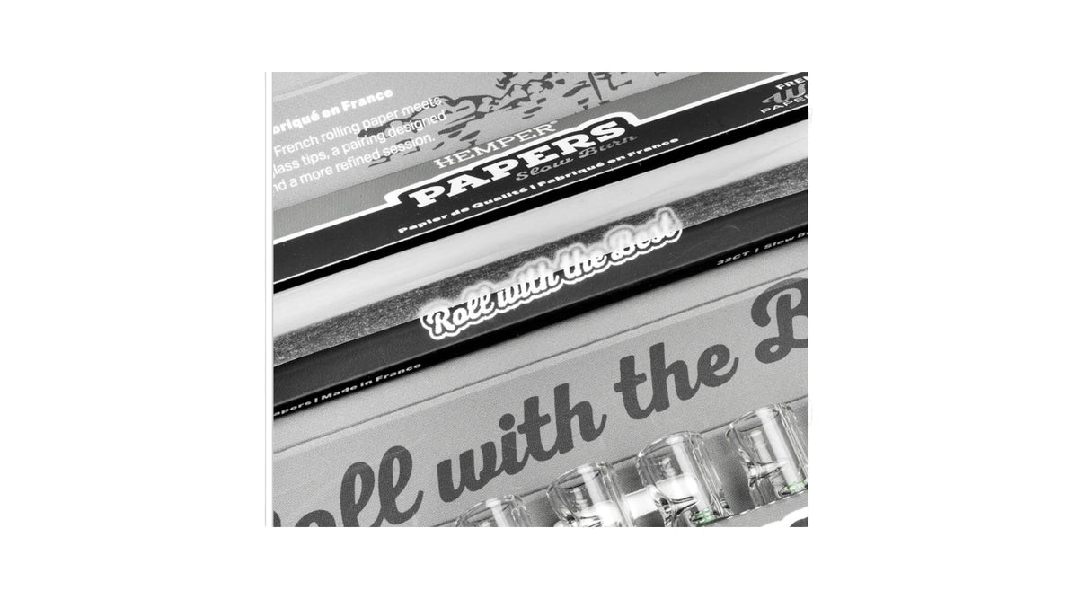 King Size Rolling Paper White Booklet +  10 Glass Tips (7mm)